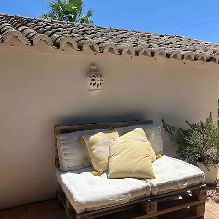 Dom wakacyjny Casa Oliveira Quelfes