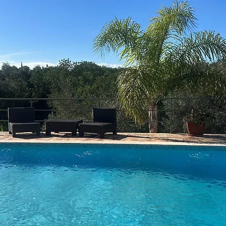 Casa Oliveira Dom wakacyjny Quelfes