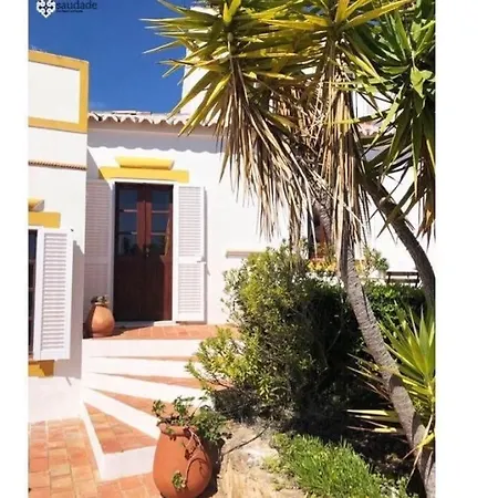 Dom wakacyjny Casa Oliveira Quelfes