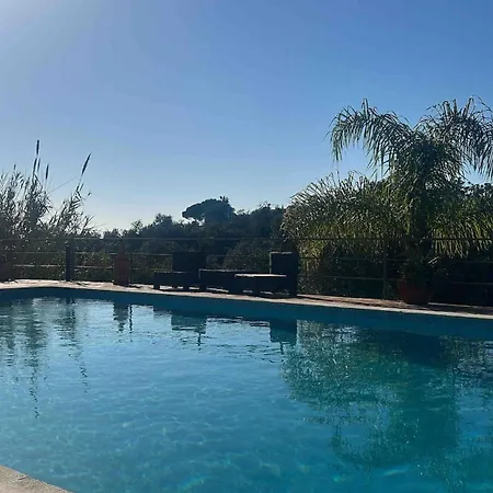 Casa Oliveira Dom wakacyjny Quelfes
