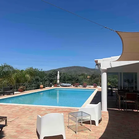 Dom wakacyjny Casa Oliveira *